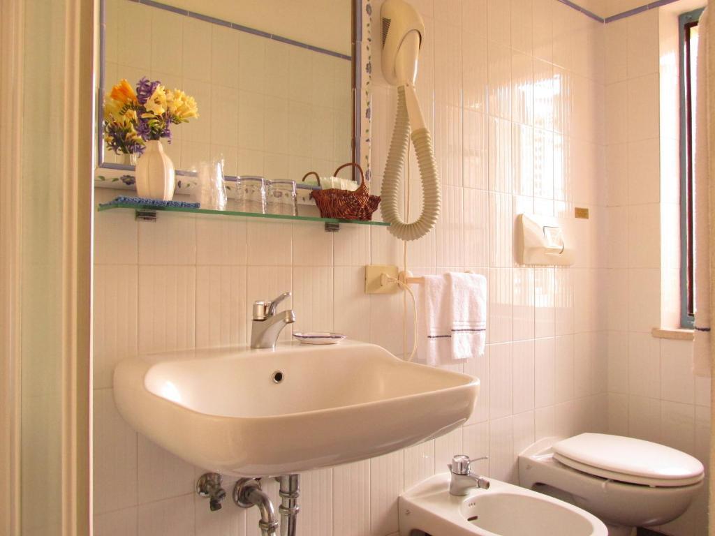 Hotel Villa Clodia Saturnia Habitación foto